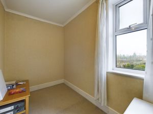 Bedroom- click for photo gallery